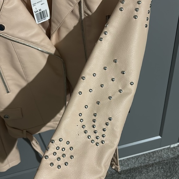 studded moto jacket - Picture 3 of 6